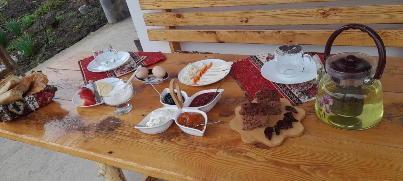 Amoj B&B And Guest House Alaverdi Ngoại thất bức ảnh